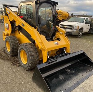جرافة عجلة التوجيه من Caterpillar 262D