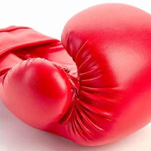 Gants de boxe en cuir extensible imperméable de haute qualité avec logo personnalisé pour l'entraînement en salle de sport et le sparring en vente - Product Image 5