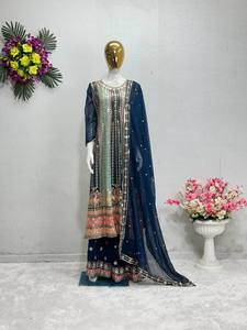 เสื้อเย็บปักถักร้อยนักออกแบบลำดับทำงานกับ Sharara - Product Image 4