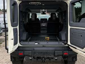 Nuevo/USADO  INE OS GRENADIER UTILITY WAGON  3.0L Transmisión Automática Color BLANCO Metálico Potencia 210 kW (286 Hp) 2 Plazas - Product Image 4