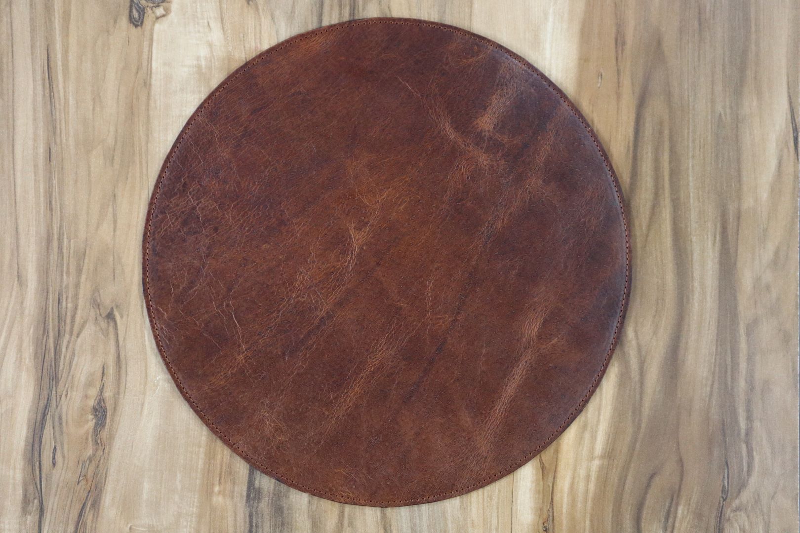 สีน้ำตาลอ่อน