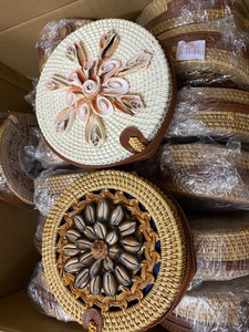 Sac fourre-tout à bandoulière pour femmes de Style bohème sac de plage en rotin fait à la main avec motif décoratif Vietnam artisanat 0084935825297 - Product Image 4