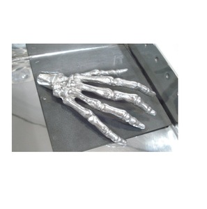 Servidores de mano de esqueleto hechos de metal de aluminio para usos de decoración de hogar y oficina por exportadores de India - Product Image 2