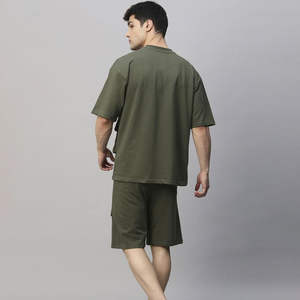 Ensemble de deux pièces pour homme, t-shirt à manches courtes et short à cordon de serrage, ensemble décontracté en coton pour homme, ensemble tendance à rayures latérales pour homme - Product Image 3