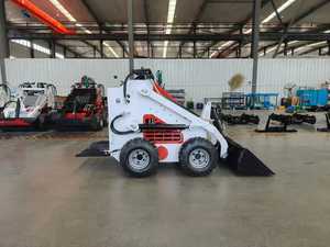 Mini-chargeuse compacte Bobcat S450 d'occasion, de marque très réputée, avec moteur diesel américain et pneus, pour la vente en gros - Product Image 5