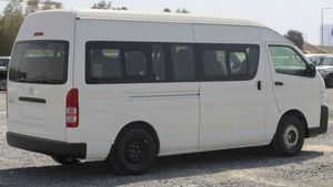 Nueva Llegada de Hiace Van Diésel Turbo Automática 2020-2024 con Techo Solar, Asientos de Cuero y Faros de Xenón, Envío a Todo el Mundo - Product Image 2