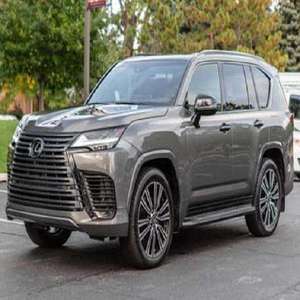Lexus LX 600 SUV Usado en Buen Estado con Doble Turbo - Product Image 1