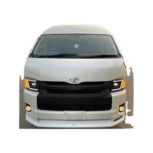 COCHES FURGONETAS BUS Usado 18 Seaters OFF YOTTA HIACE 18-Seat Euro 2 Diesel Passenger Van con 2694ml de cilindrada - Product Image 3