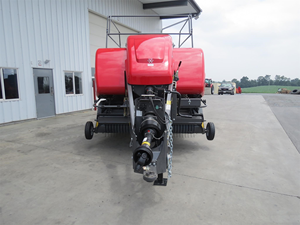 ขายตรงจากโรงงาน เครื่องอัดฟางสี่เหลี่ยมใหญ่ Massey Ferguson LB2233 - Product Image 4