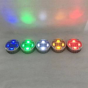 Luz de Señalización Vial Solar de Aluminio, Impermeable IP68, 1000m de Distancia Visual, 72 Horas de Duración, <span class=keywords><strong>para</strong></span> Marcadores de Carreteras - Product Image 1