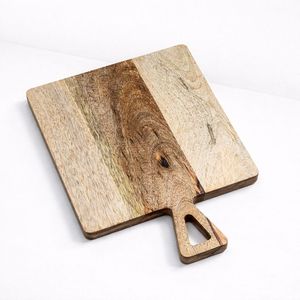 Tabla de cortar cuadrada con mango extendido, superficie gruesa y lisa, ideal para cortar, servir y comodidad diaria en la cocina. - Product Image 1