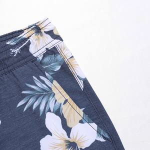 Caleçon taille moyenne en tricot imprimé de logo personnalisé sous-vêtements personnalisés vierges design unique OEM respirant fabriqué au Pakistan pour hommes - Product Image 4