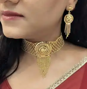 Indian Traditional Jewelry Gold Plated Bridal Choker Necklace Dangle Earrings Supplier Indian Wholesaler Jewelry Set For Women
