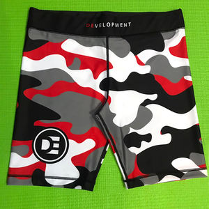 Vente en gros Short d'entraînement MMA camouflage élasthanne Logo personnalisé Service OEM Equipement de boxe de compression pour hommes femmes Vêtements de sport d'arts martiaux - Product Image 5