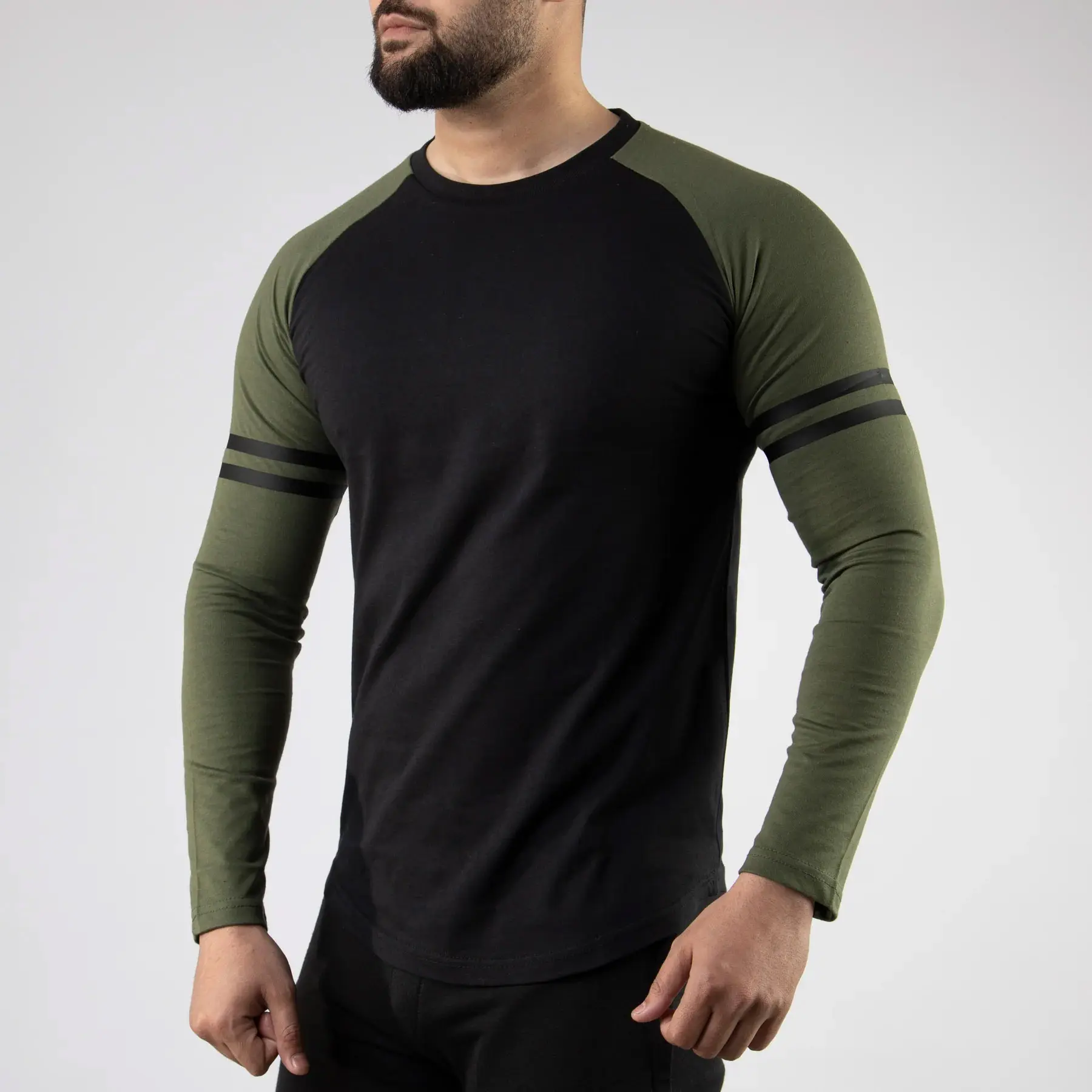 Vente en gros personnalisé 100% coton rayé manches longues noir olive Baseball Raglan maillot de sport