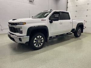 Chevrolet Silverado 3500HD LT Crew Cab 4WD 2024 d'occasion - Product Image 5