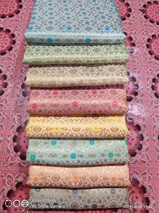 Telas de Seda Brocada Hechas a Medida en una Variedad de Patrones y Diseños para Reventa y para Tiendas de Telas en Colores Brillantes. - Product Image 3