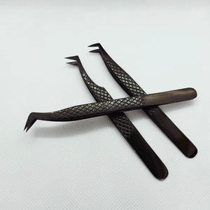 Prix de gros, lot de 3 pinces à épiler en acier inoxydable à pointe en fibre anti-magnétique, ensemble professionnel anti-statique pour extensions de cils - Product Image 2