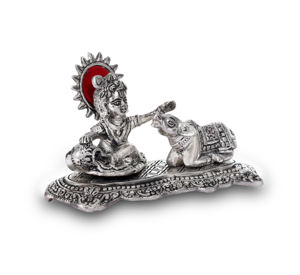 Nueva llegada de metal de aluminio plateado Señor Krishna con imagen de vaca pequeño Krishna sentado con vaca para decoración del hogar India - Product Image 5