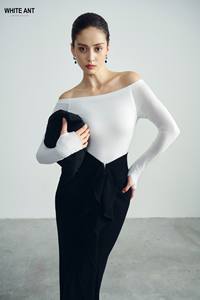 Nouvelle tendance Sexy à manches longues hors de l'épaule femmes haut LUCY hauts en tricot blanc noir couleur 70% dix-cel 30% laine WHITEANT Vietnam - Product Image 4