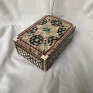 Boîte à bijoux luxueuse en nacre avec motifs uniques, parfaite pour la vente au détail en gros - Product Image 1