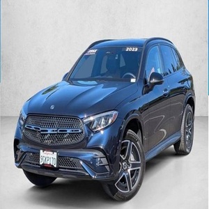 GLC-Class GLC 300 4MATIC 2023 ®   SUV 4 portes à traction intégrale (2.0L 4 cylindres turbo essence/électrique hybride léger 9A) - Product Image 3