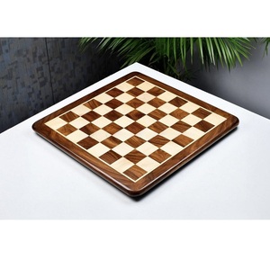 Juego de Ajedrez con Tablero de Madera 100% Hecho a Mano y Juego de Ajedrez de Tamaño Personalizado - Product Image 4