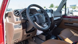 Toyota Land Cruiser LX V6 Turbo-Gasolina 2023 Usado en Excelentes Condiciones, Transmisión Automática - Product Image 2