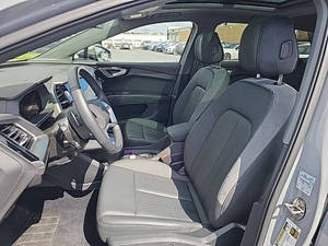 ออดี้ Q4 e-tron quattro Prestige 55 ปี 2024 มือสอง - Product Image 6