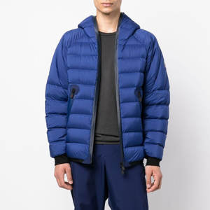 Veste doudoune d'hiver épaisse et chaude pour hommes, vêtements d'hiver à col montant grande taille rembourrés à bulles et logo personnalisé - Product Image 4