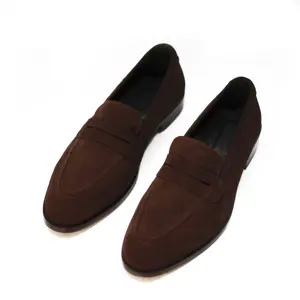 Mocassins personnalisés en daim pour hommes robe faite à la main décontractée semelle en cuir sans lacet mocassins