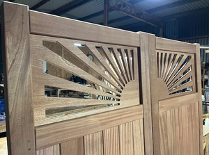 Puertas de Jardín de Madera Maciza (Arquitectónicas Personalizadas) - Product Image 4