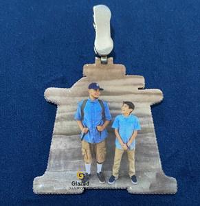 จี้โลโก้เพชรโมอิสทรงกลมสีเงิน925สไตล์ฮิปฮอปเคลือบด้านหลังแบบกำหนดเองดูหรูหรา - Product Image 5