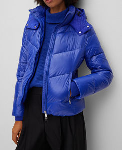 Nueva chaqueta acolchada para mujer con diseño personalizado de alta calidad Chaquetas acolchadas para mujer a la venta a precio mayorista Servicio OEM - Product Image 3