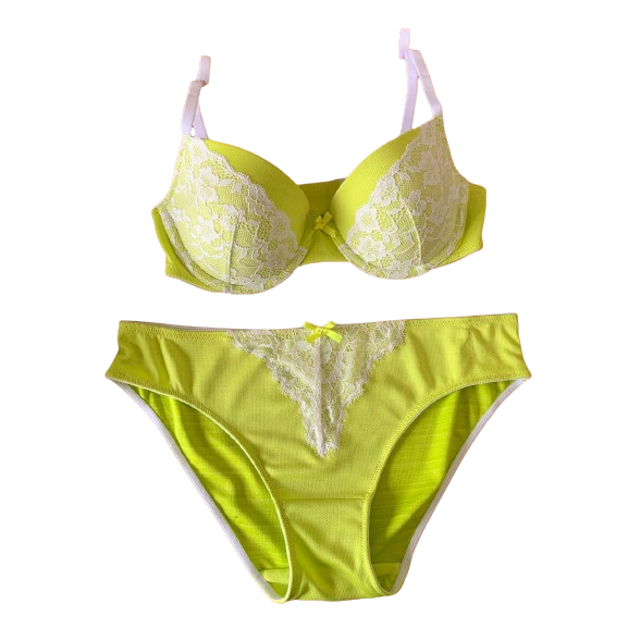 สีขาวกำมะถัน