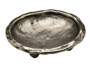 Porte-savon en laiton moulé à la main avec pieds en forme de galets, plat à bibelots, moulage monobloc, finition nickel vieilli, finition argent fumé, organique, Ramadan, mariage - Product Image 3