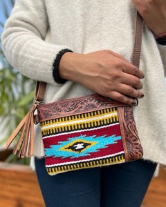 มาใหม่ล่าสุดกระเป๋าถือ Jacquard สีน้ําตาลสลิงโบฮีเมียนมือเครื่องมือแกะสลักกระเป๋าสไตล์ร้อนขายกระเป๋าสําหรับสตรี - Product Image 2