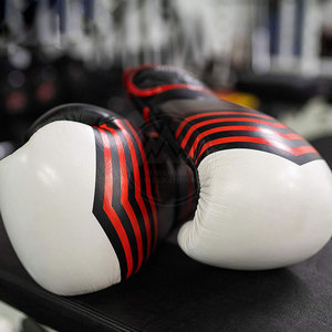 ถุงมือต่อยมวยสำหรับผู้ชายถุงมือต่อยมวย MMA แบบไทยพร้อมด้ามจับสามารถปรับแต่งได้ - Product Image 3