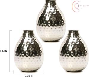 Vase de table en métal design avec finition haut de gamme et forme accrocheuse, idéal pour la décoration et un décor de luxe - Product Image 5