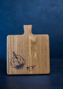 Tabla de Cortar Moderna de Madera con Diseño de Ajo, Tabla Artesanal Perfecta para la Mesa de la Cocina y para Decorar Alimentos, de la India - Product Image 6