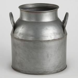 Lata de leche galvanizada antigua clásica hecha a mano con forma decorativa perfecta para hogares, cocinas, jardín, cafetería y estilo al aire libre - Product Image 6