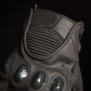 Gants de moto en cuir confortables de qualité supérieure, nouveaux, antidérapants, à manchette longue, protection des mains en fibre de carbone, pour la conduite et les courses automobiles - Product Image 3