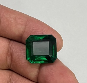 Esmeralda Zambian con forma octagonal Natural, 21,96, tamaño grande, rara, fina, calidad prémium, Color verde vivo - Product Image 5