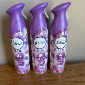 Rafraîchisseur d'air au parfum lilas Febreze 8.8 oz - Product Image 1