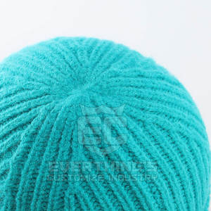 Pakistán fabricación último estilo adultos Beanie sombreros color liso sólido con logotipo personalizado - Product Image 6