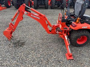 Tractor Kubota BX23S nuevo y usado, 4x4, tractor agrícola compacto con cargador, precio económico. - Product Image 4