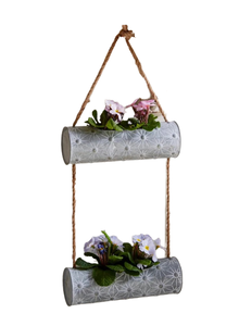Pot de fleur décoratif et jardinière de jardin à la maison ensemble de 2 jardinières suspendues en métal gaufré intérieur extérieur - Product Image 5