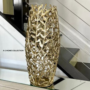 Florero de Diseño Clásico con Acabado Antiguo, Florero de Metal de Aluminio Chapado en Oro de Alta Calidad, Florero de Escritorio - Product Image 5