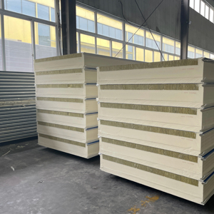Panneaux sandwich Topolo 10 <span class=keywords><strong>mm</strong></span> avec noyau extérieur en métal pour murs de toit dans les hôtels caravanes entrepôts ateliers de maisons de volaille - Product Image 1