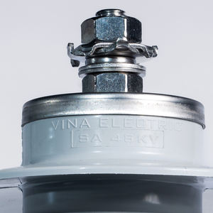 ตัวป้องกันไฟกระชากไฟฟ้า Vina 6/9/12/15/18/24/27/33/42/48kV โลหะออกไซด์การผลิตที่ทันสมัยแรงดันสูง - Product Image 5